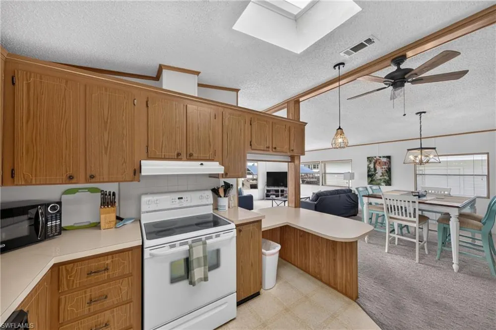 3032 Bounty Lane St. James City, FL 33956