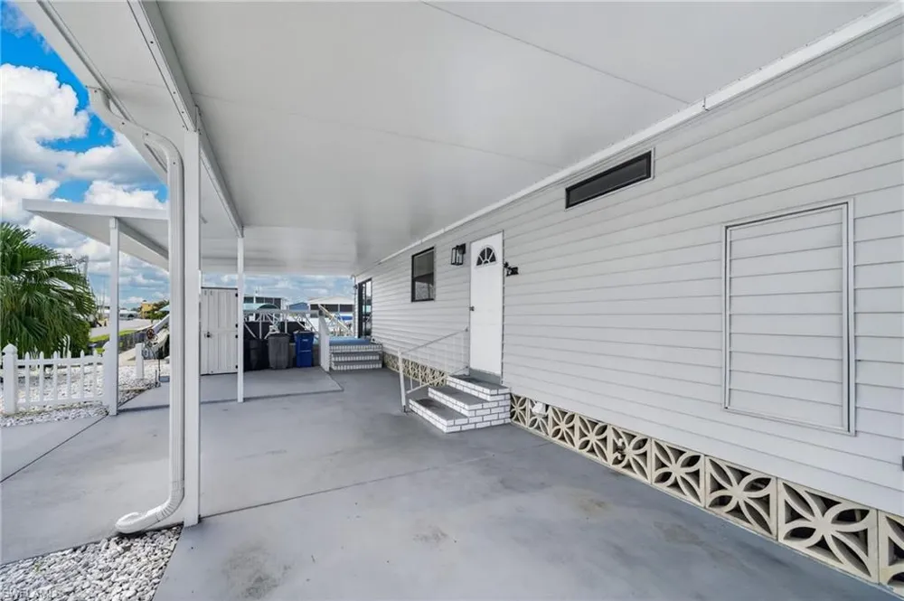 3032 Bounty Lane St. James City, FL 33956