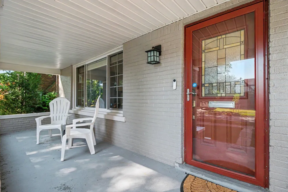 907 University Place Grosse Pointe City, MI 48230