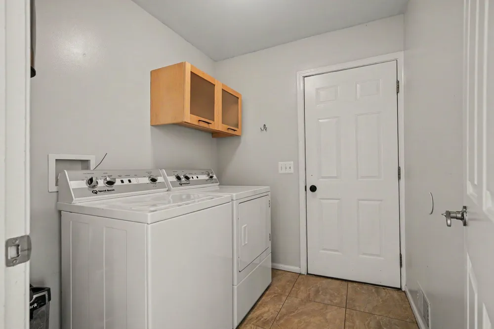 7539 Lake Street Dexter City, MI 48130