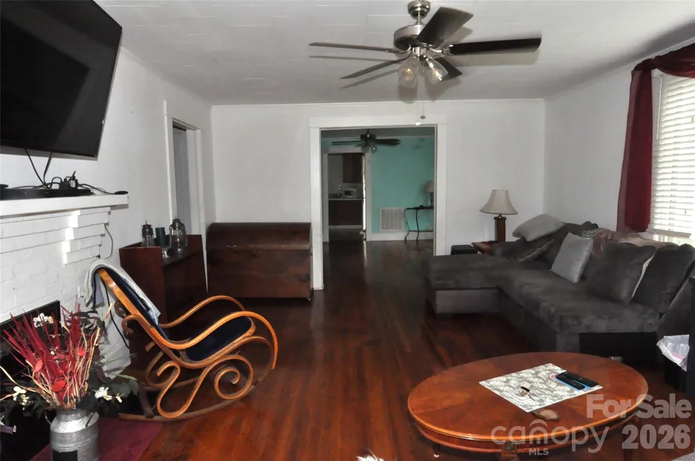 161 Walnut Street Chester, SC 29706