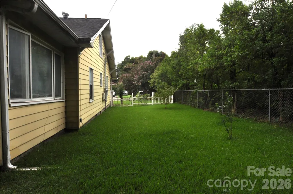 161 Walnut Street Chester, SC 29706