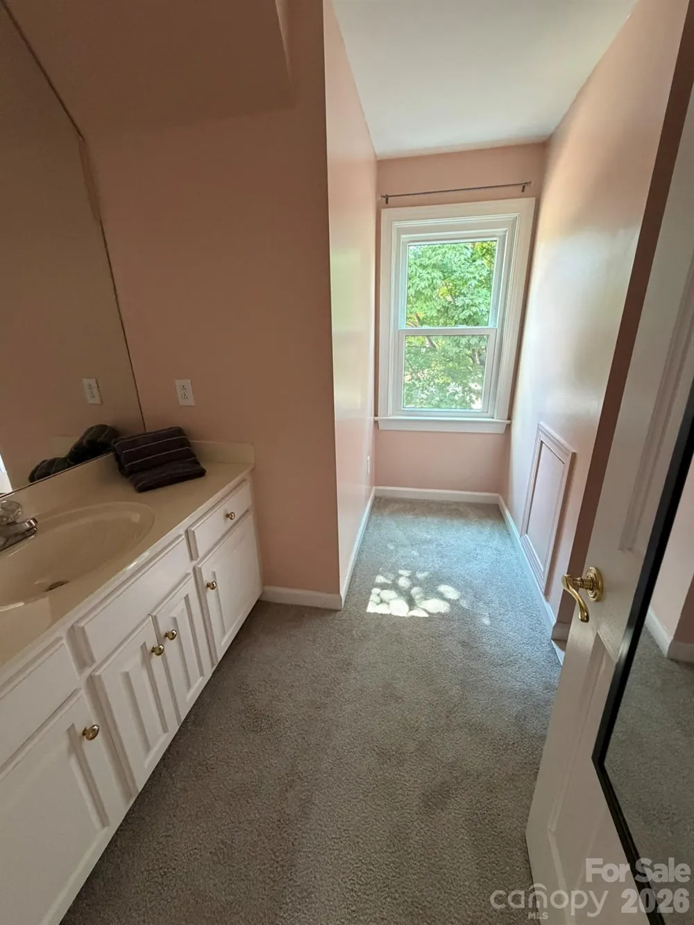 232 40th Avenue Drive NW Hickory, NC 28601