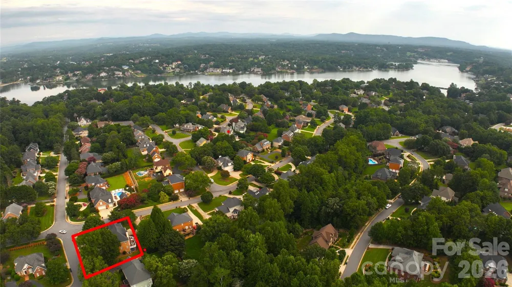 232 40th Avenue Drive NW Hickory, NC 28601