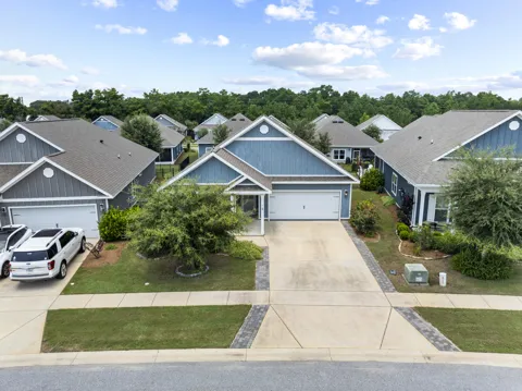 52 Dusky Way