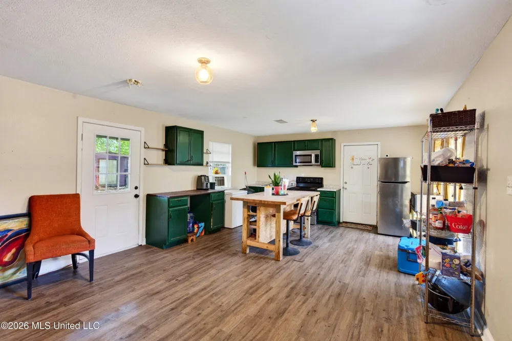 4710 Coronada Avenue Pascagoula, MS 39581