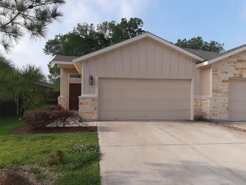 9733 Grosbeak Lane