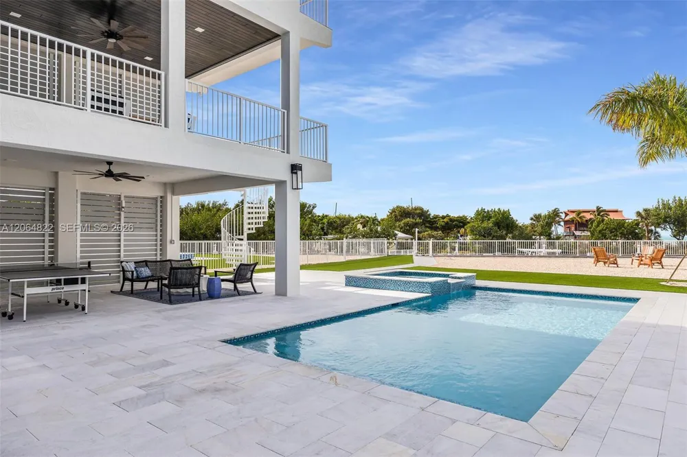 735 50 ST Gulf, Marathon Key West, FL 33050