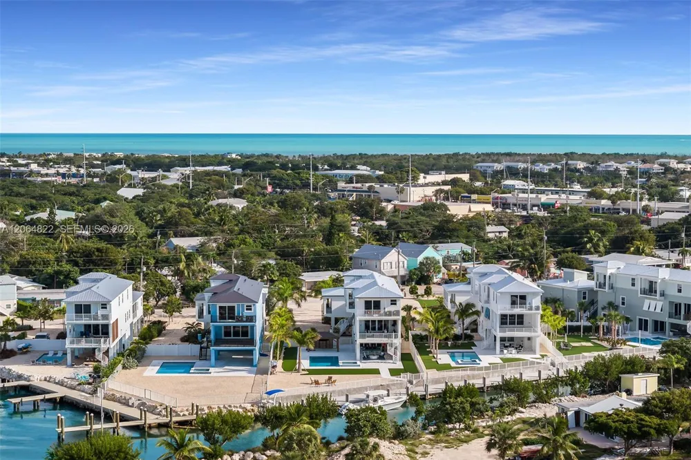 735 50 ST Gulf, Marathon Key West, FL 33050