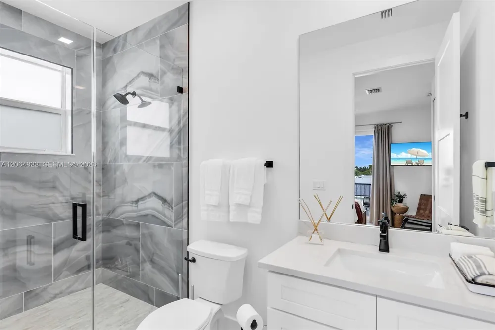735 50 ST Gulf, Marathon Key West, FL 33050