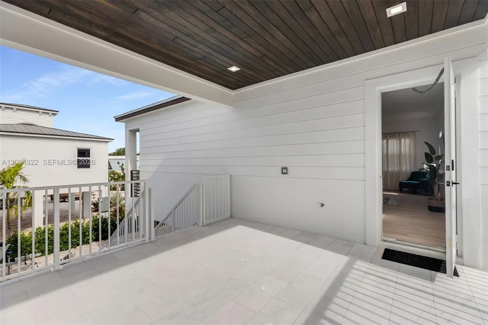 735 50 ST Gulf, Marathon Key West, FL 33050