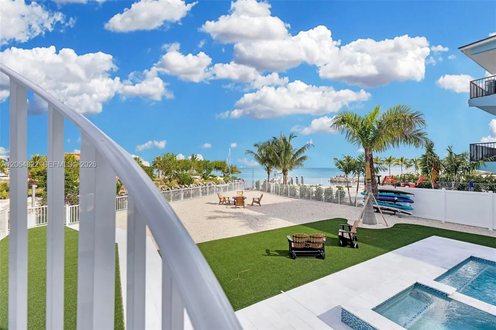 735 50 ST Gulf, Marathon Key West, FL 33050