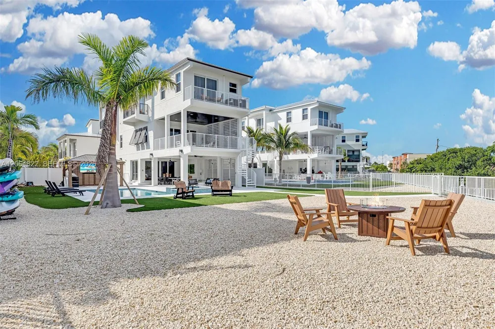 735 50 ST Gulf, Marathon Key West, FL 33050
