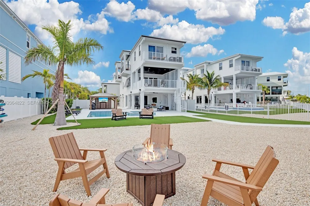 735 50 ST Gulf, Marathon Key West, FL 33050