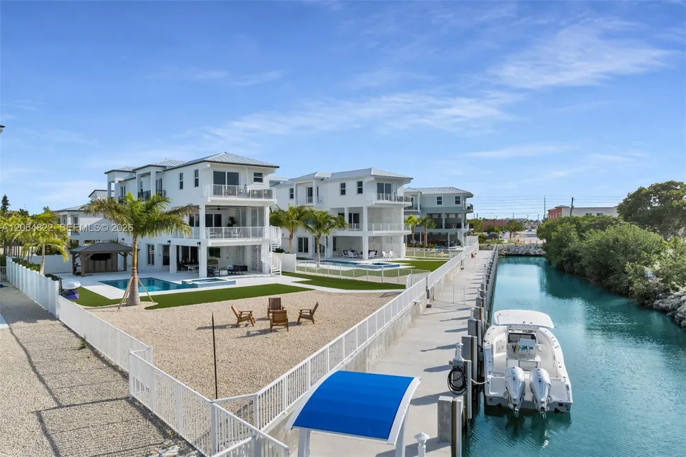 735 50 ST Gulf, Marathon Key West, FL 33050