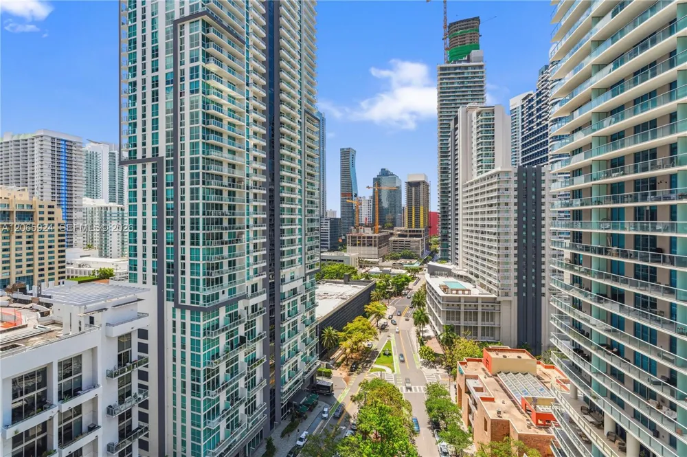 1000 Brickell Plz #1902 Miami, FL 33131