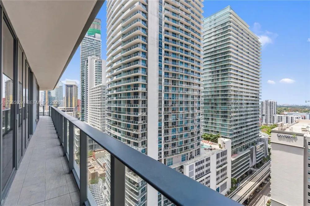 1000 Brickell Plz #1902 Miami, FL 33131