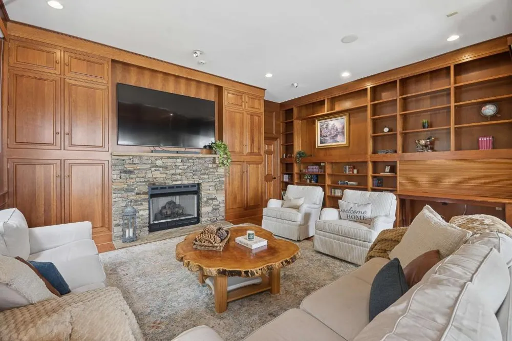 102 Pebblestump Point Peachtree City, GA 30269