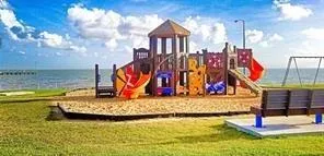 3038 Coastal Springs Loop Loop S Palacios, TX 77465
