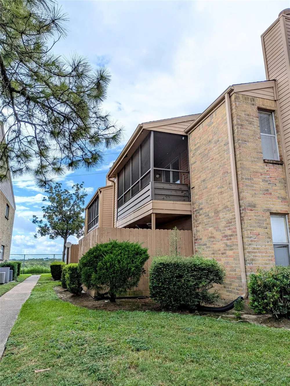 10555 Turtlewood Court #1903 Houston, TX 77072