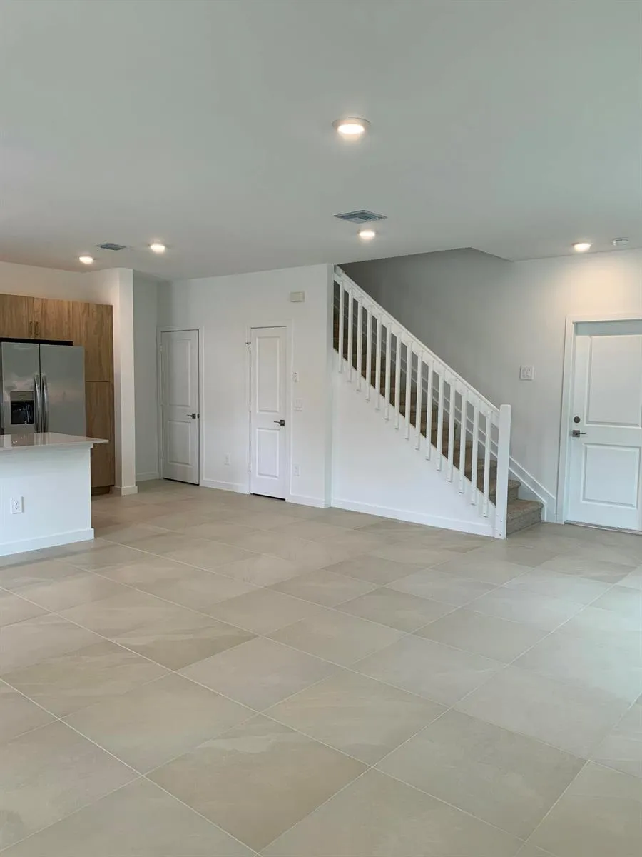 747 SE Central Parkway #43 Stuart, FL 34994