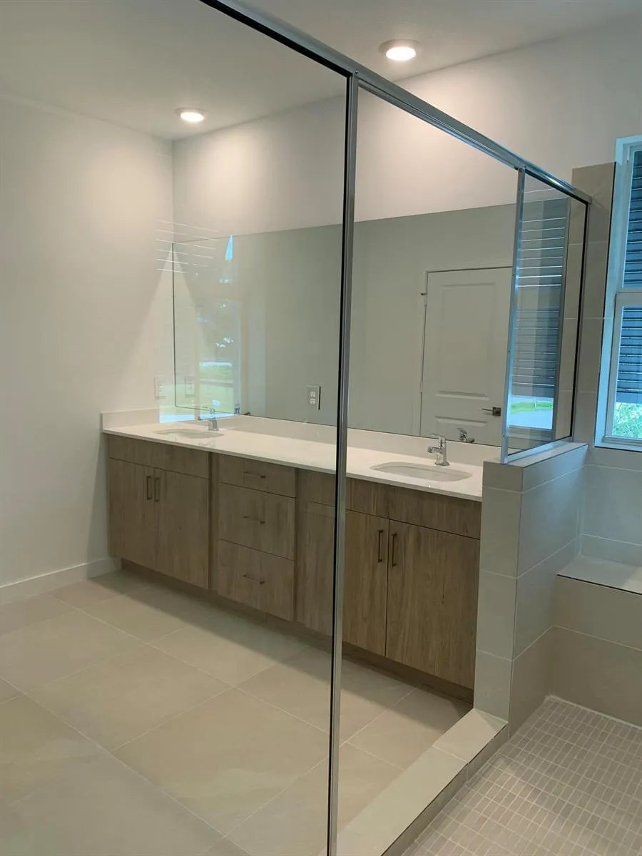 747 SE Central Parkway #43 Stuart, FL 34994