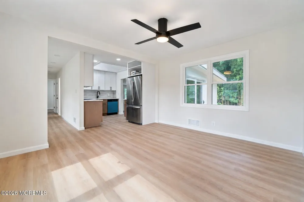 55 Davis Lane Red Bank, NJ 07701