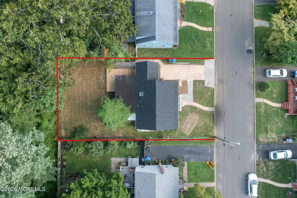 55 Davis Lane Red Bank, NJ 07701
