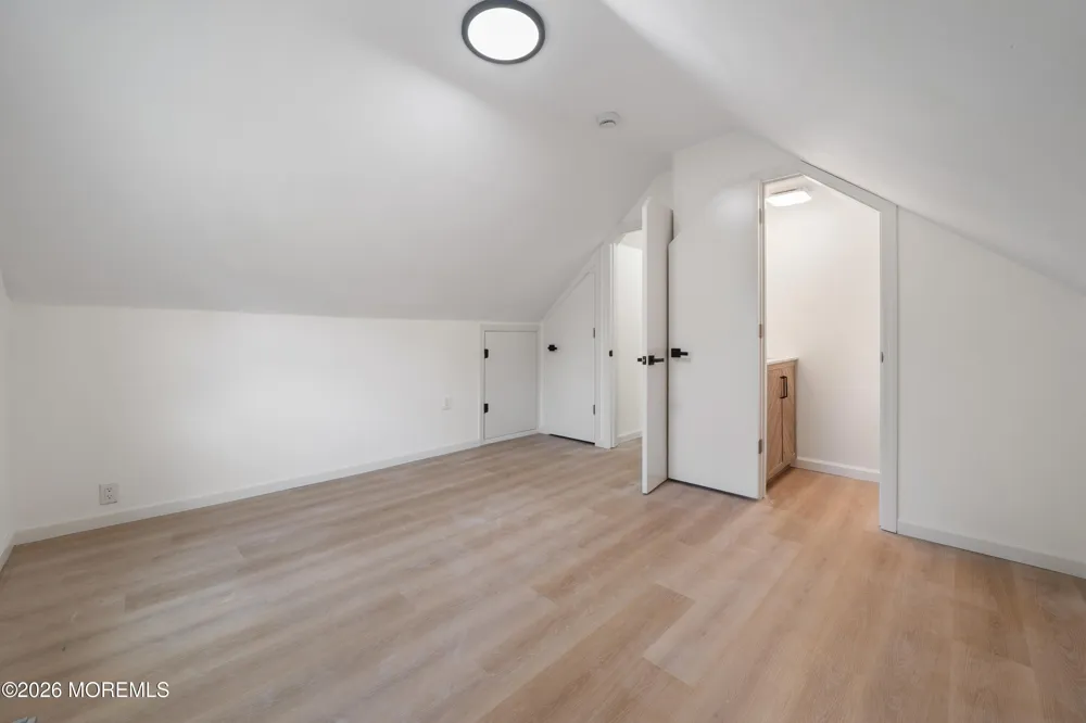 55 Davis Lane Red Bank, NJ 07701