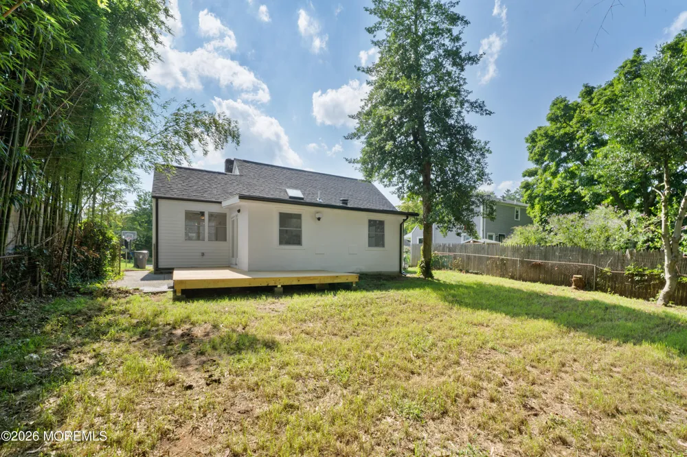 55 Davis Lane Red Bank, NJ 07701