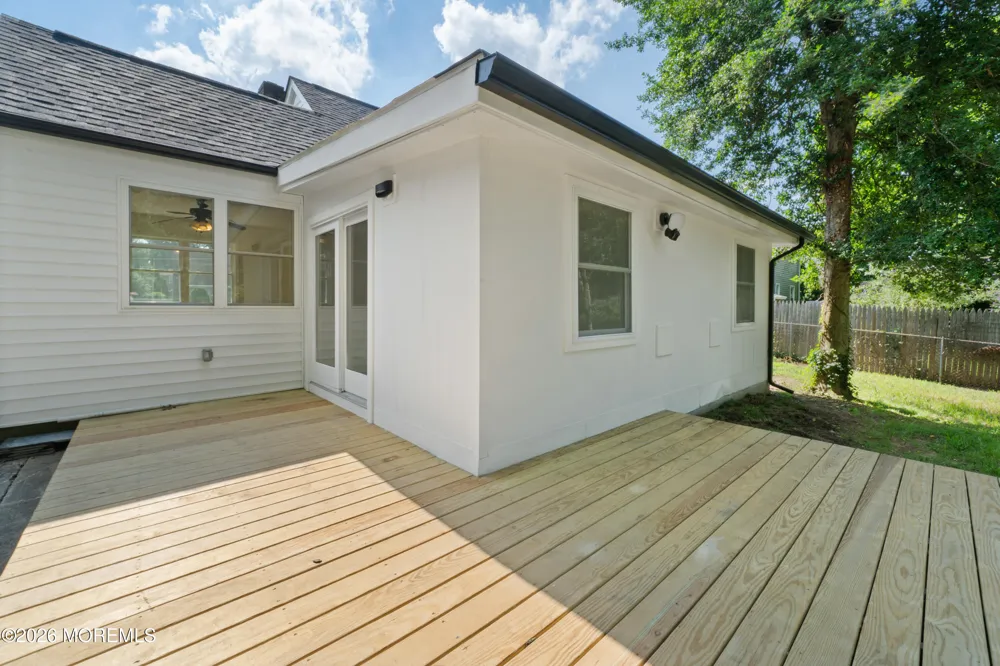 55 Davis Lane Red Bank, NJ 07701