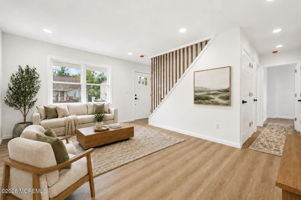 55 Davis Lane Red Bank, NJ 07701