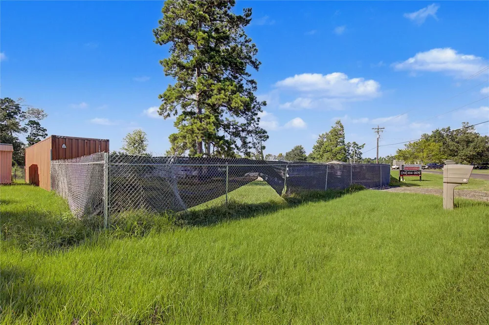 776 Yaupon Cove Drive Onalaska, TX 77360