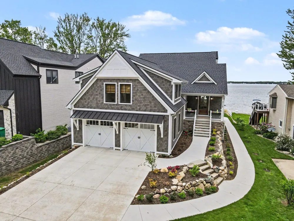 3113 Woodhams Avenue Portage, MI 49002