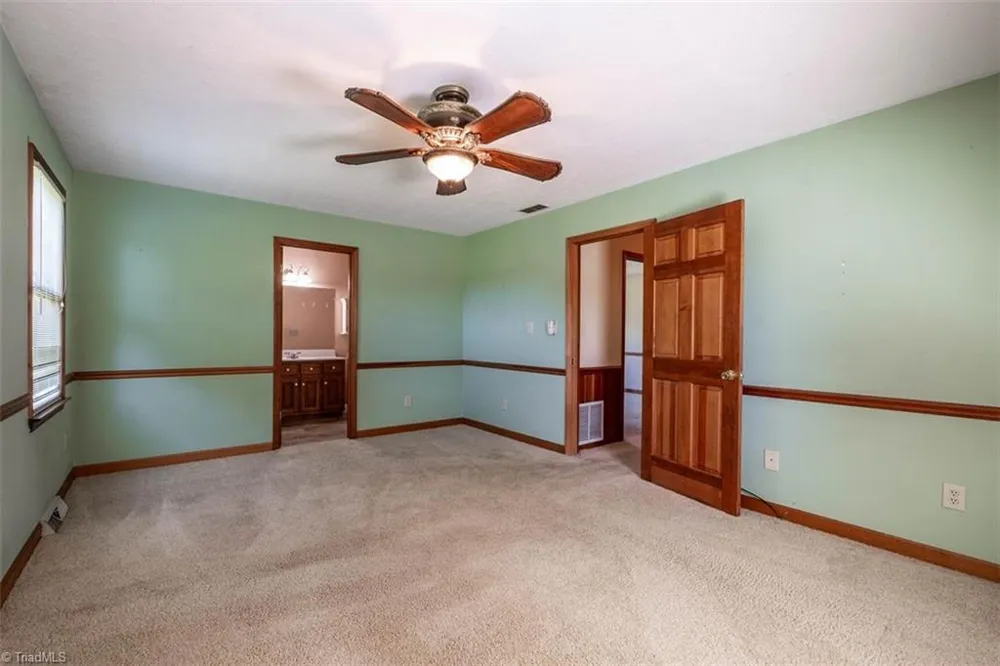 173 Old Meadowbrook Lane Elkin, NC 28621