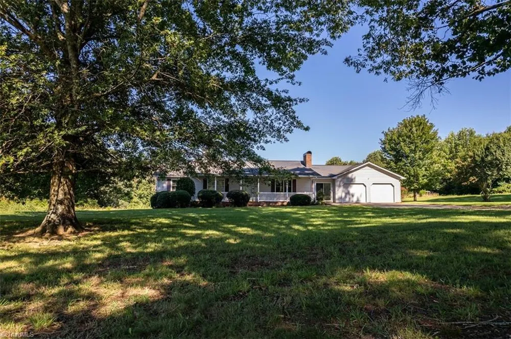 173 Old Meadowbrook Lane Elkin, NC 28621