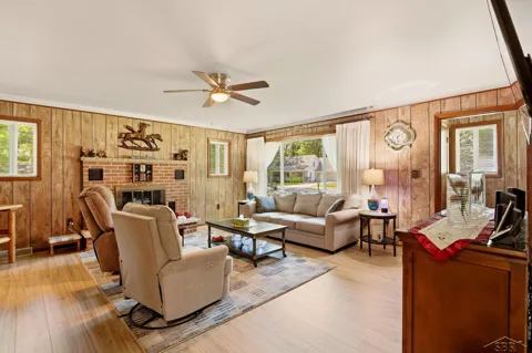 110 Chippewa Trail