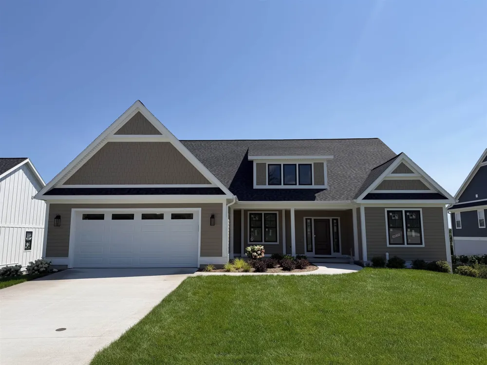 219 Vineyard Ridge Drive Peninsula Township, MI 49686