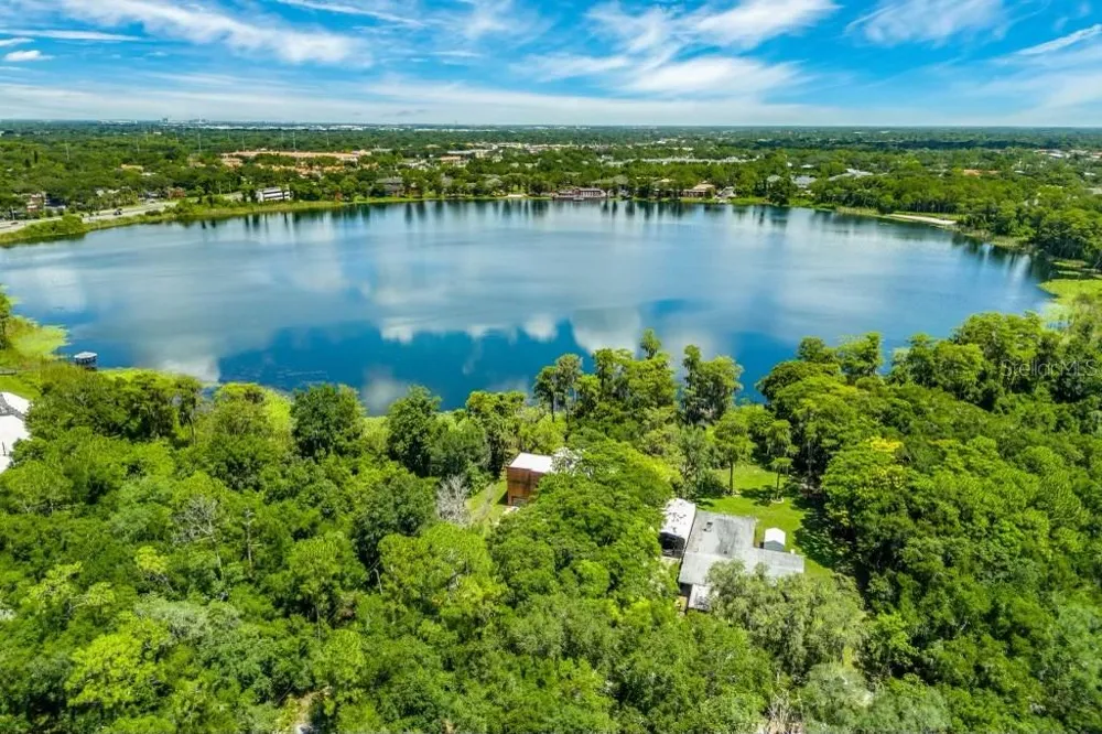 3807 S SEMORAN BOULEVARD Orlando, FL 32822