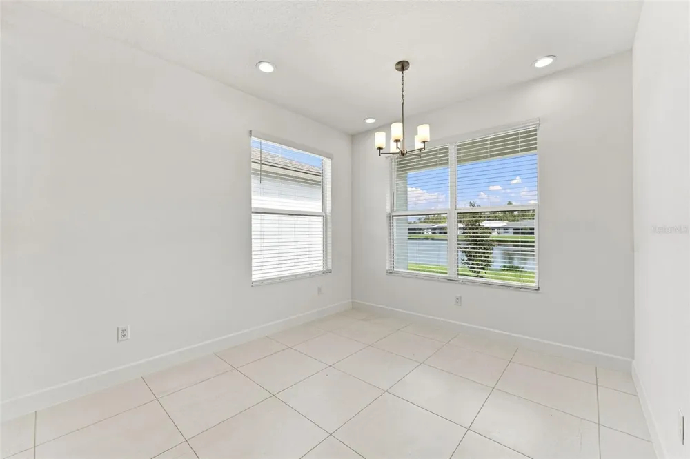 3427 MALTA AVENUE Wesley Chapel, FL 33543
