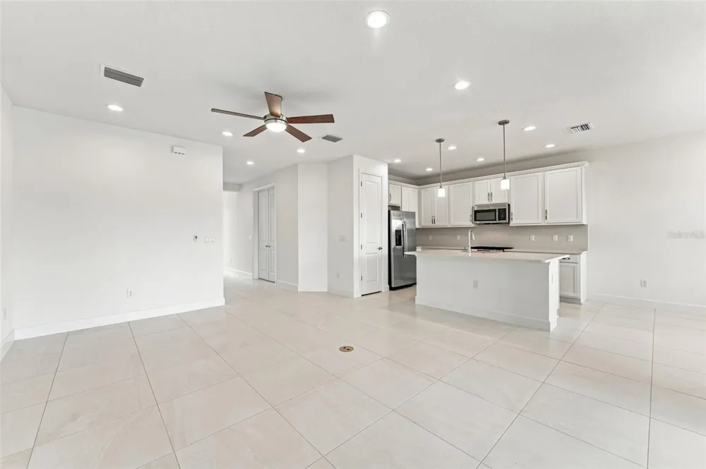 3427 MALTA AVENUE Wesley Chapel, FL 33543