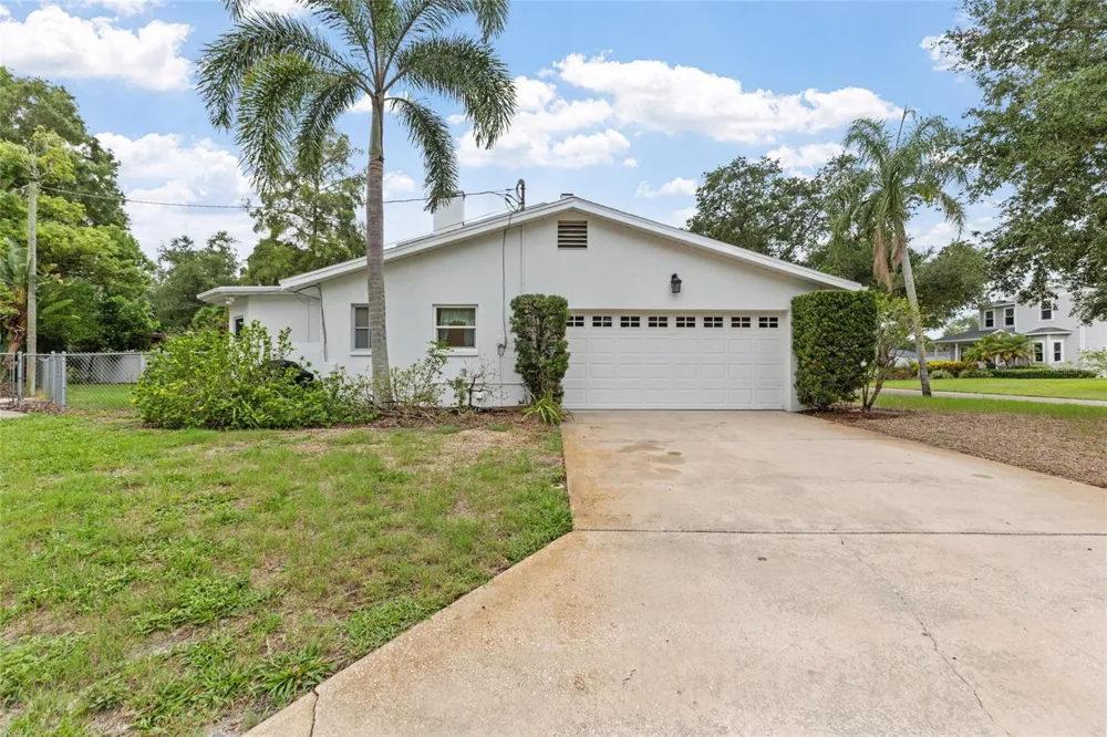 1901 DORMIEONE ROAD St Petersburg, FL 33710