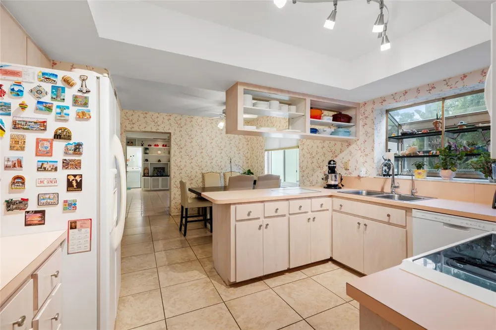 1901 DORMIEONE ROAD St Petersburg, FL 33710
