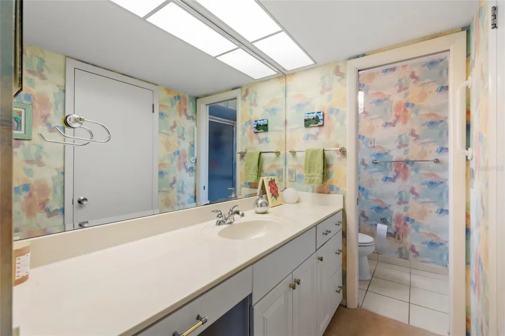 1901 DORMIEONE ROAD St Petersburg, FL 33710