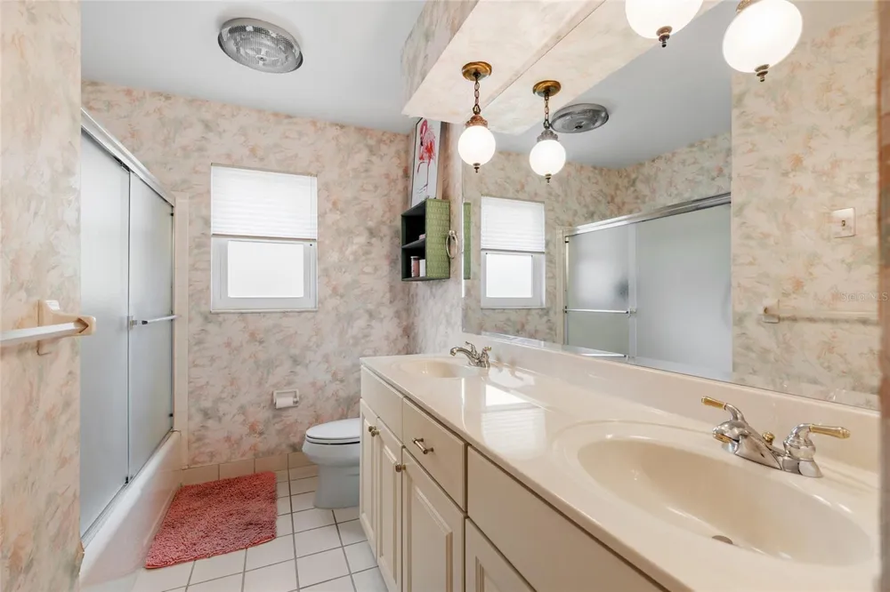 1901 DORMIEONE ROAD St Petersburg, FL 33710