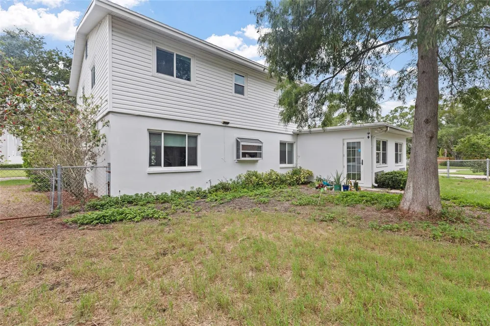 1901 DORMIEONE ROAD St Petersburg, FL 33710