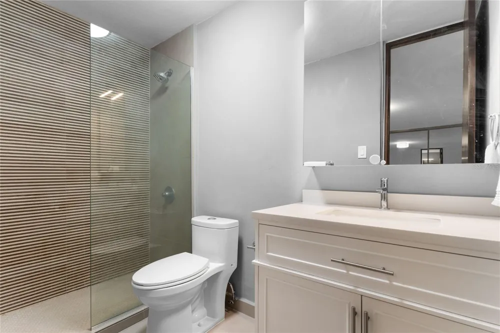 4 GENERALIFE SAN PATRICIO AVENUE #1504 Guaynabo, PR 00966