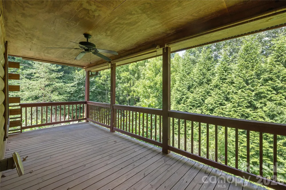 47 Buchanan Lane Canton, NC 28716