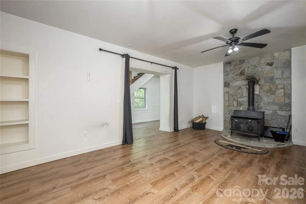 47 Buchanan Lane Canton, NC 28716