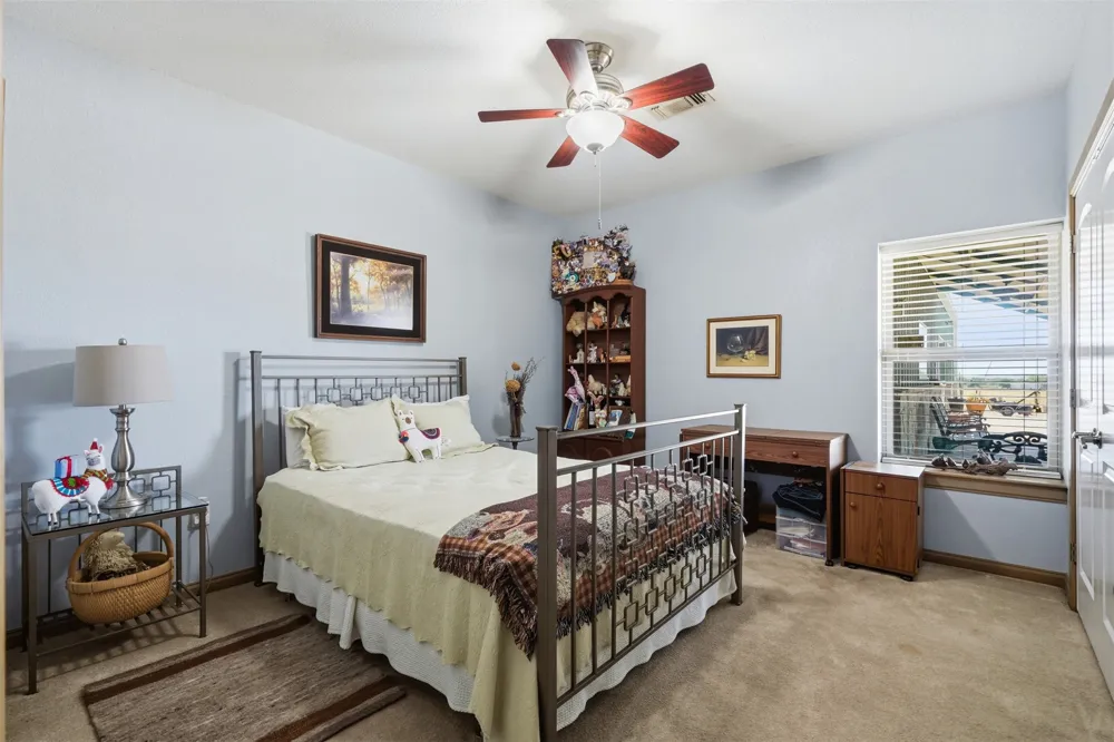 8165 Jackson Road Krum, TX 76249